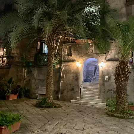Ferdinando'S Home-3
